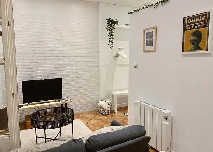 Puerta Del Camino 3 Apartment *